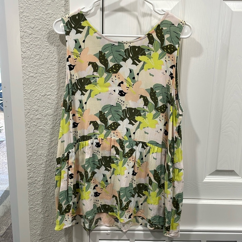 Loft Button Back Tank